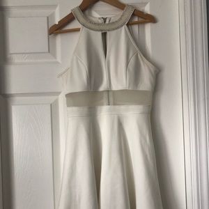 Beautiful😃🥰😍🥰😘 White Dress